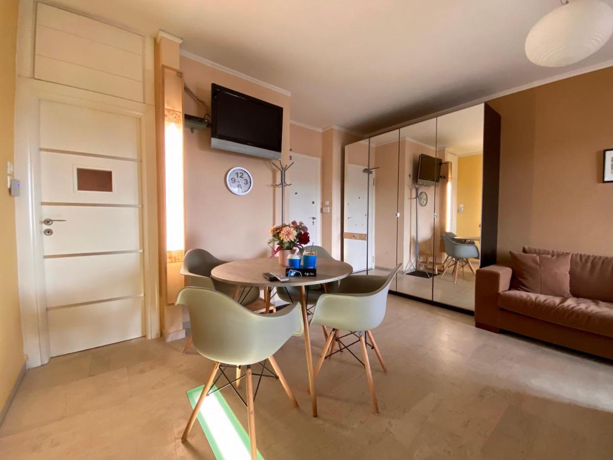 Einstein'S Apartment 雅典 外观 照片